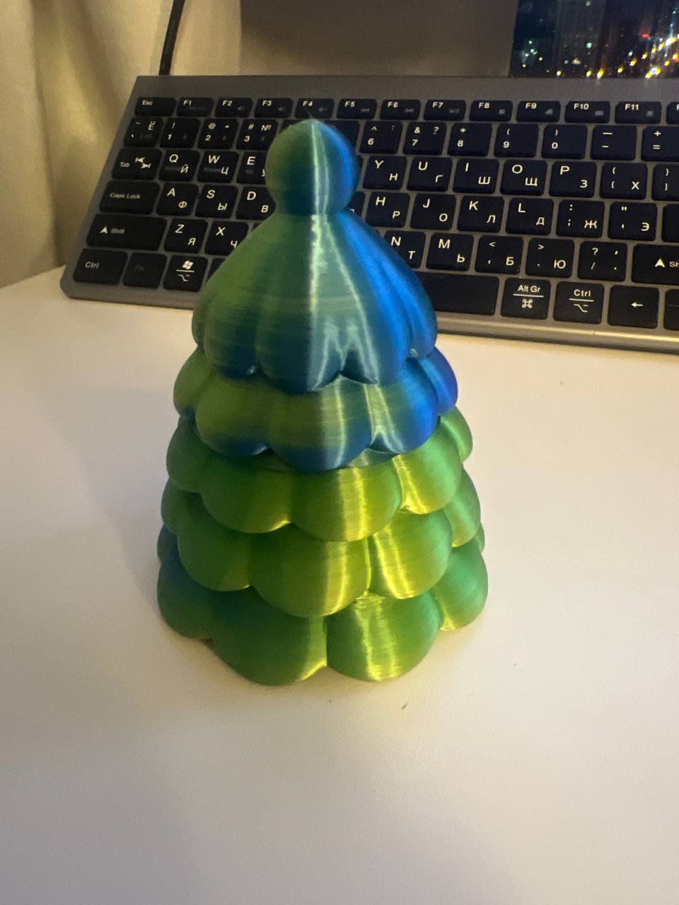 Елка Large 2